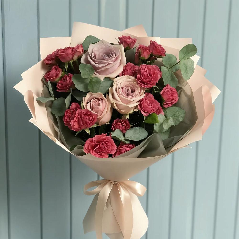 Букет цветов из: Гвоздики и Розы в Переславле-Залесском