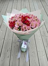 Букет цветов из:  Альстромерии в Переславле-Залесском