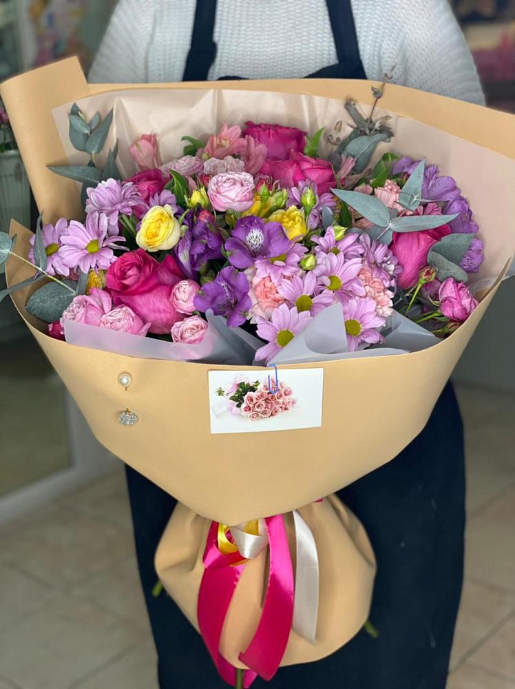 Букет цветов из: Хризантемы, Гвоздики и Альстромерии в Переславле-Залесском