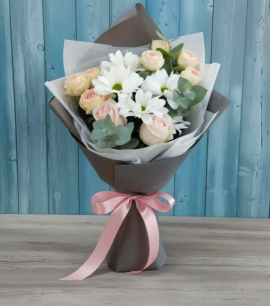 Букет цветов из: Хризантемы и Розы в Переславле-Залесском