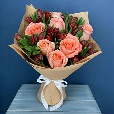 Букет цветов из:  Розы и Альстромерии в Переславле-Залесском