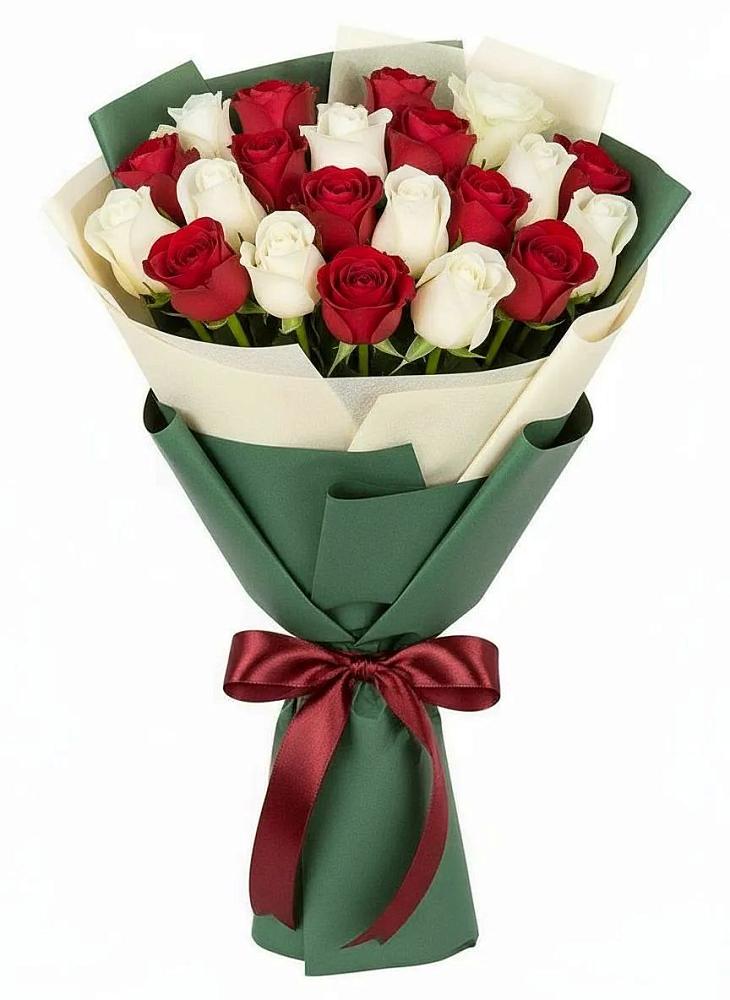 Букет Микс из красных и белых роз в Переславле-Залесском