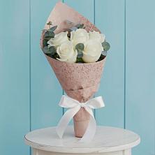 Букет цветов из:  Розы в Переславле-Залесском