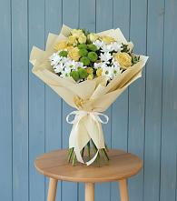 Букет цветов из:  Хризантемы и Розы в Переславле-Залесском