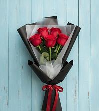 Букет цветов из:  Розы в Переславле-Залесском