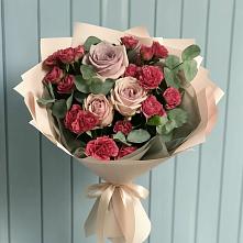 Букет цветов из:  Гвоздики и Розы #REPLACE_PRED# Переславле-Залесском