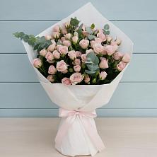 Букет цветов из:  Розы в Переславле-Залесском